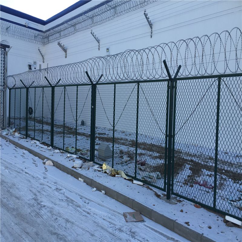 供应云南监狱隔离栅厂家监狱隔离护栏现货监狱围墙护栏网
