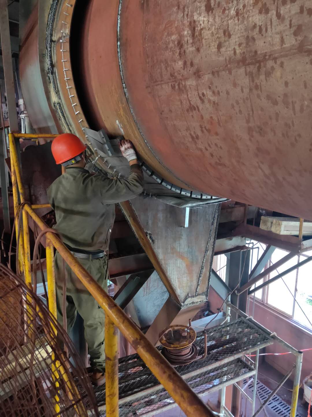 头密封改造 品牌 硕晟环保科技 型号 4300mm 用途 回转窑窑头窑尾密封
