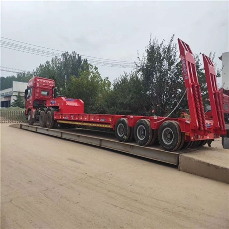 大件运输60吨低平板拖车价格及厂家规格配置