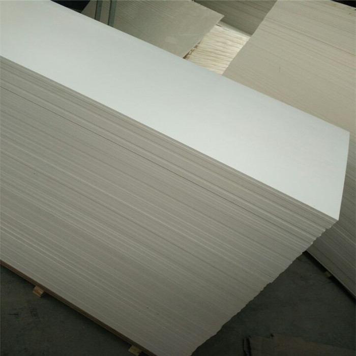 厂家批发pvc发泡板 白色橱柜板 塑料板贴面 pvc装饰板