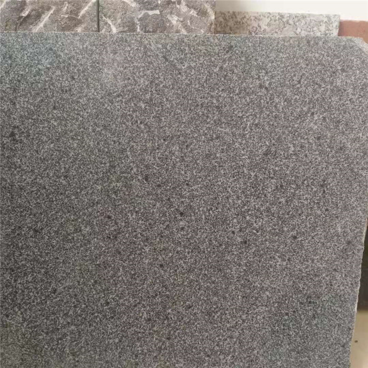 长期出售芝麻灰火烧板广场地铺芝麻灰尺寸可定制