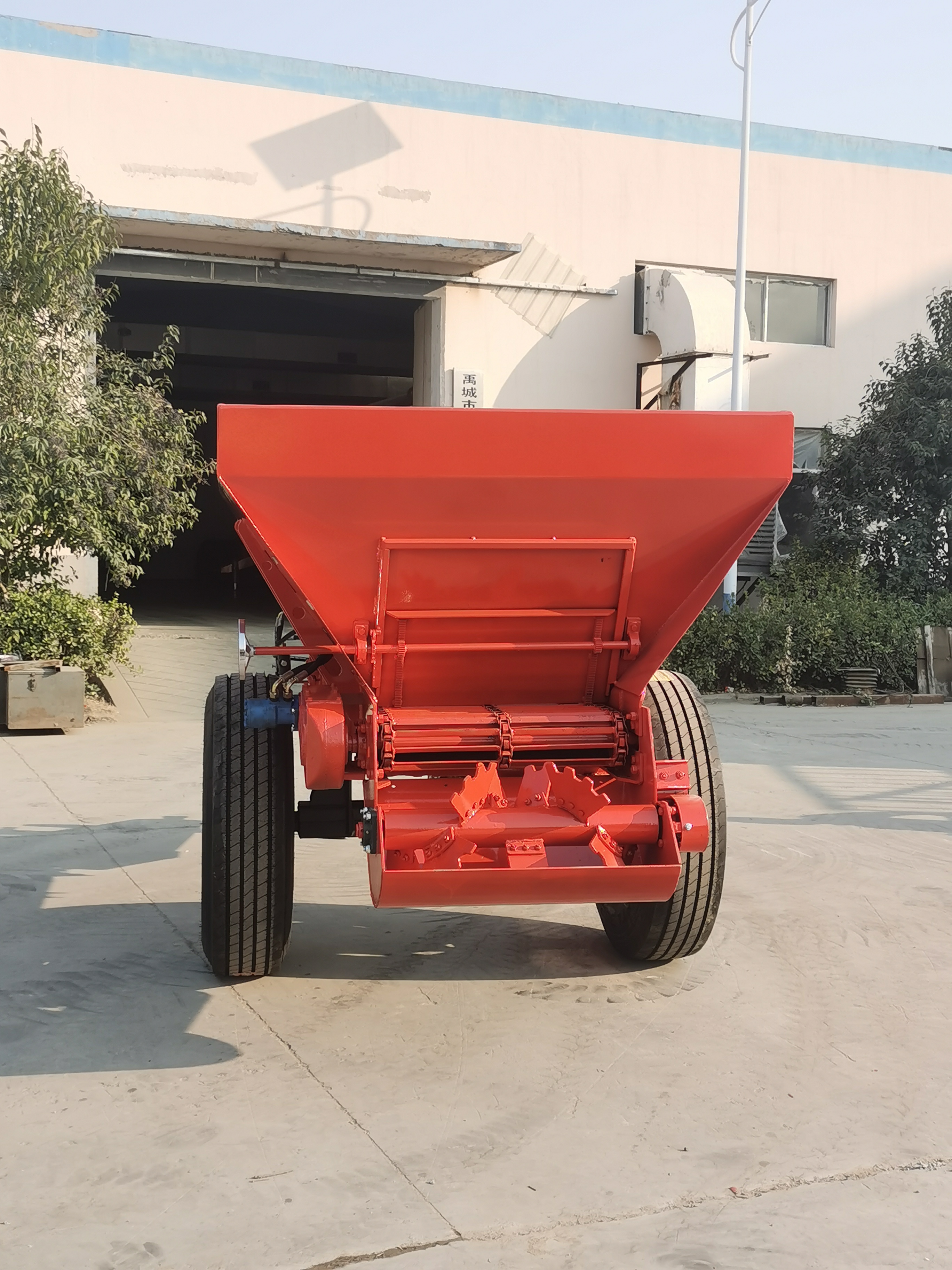 干湿两用撒粪车3方横绞龙撒粪机可撒湿粪有机肥化肥