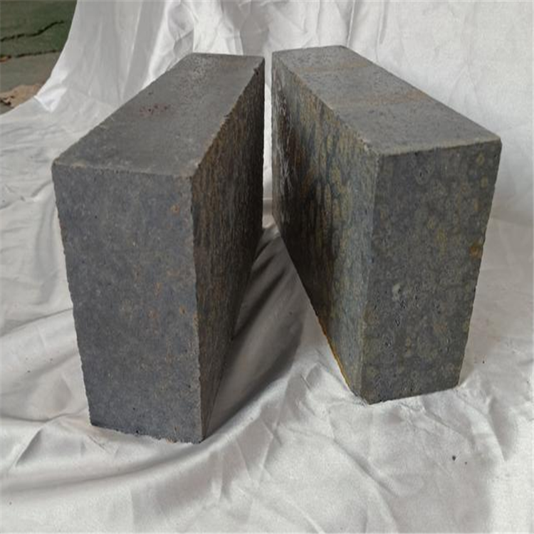 氧化物结合碳化硅砖 碳化硅砖来样生产 碳化硅砖可定制 宏丰耐材