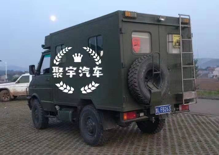 依维柯2045分体方舱房车