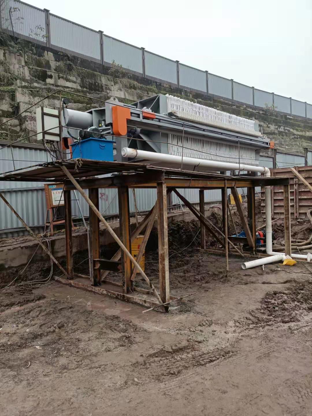 砂场泥浆四溅，如何解决？洗砂后污水泥浆处理方法介绍
