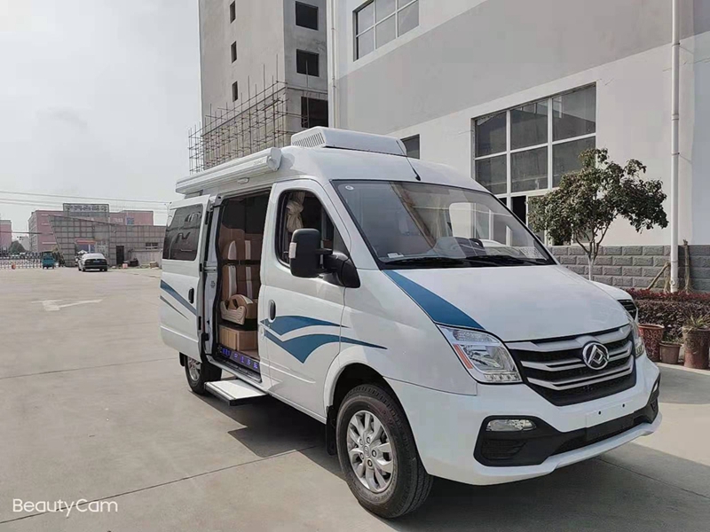 大通v80短轴距中顶b型房车