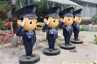 卡通玻璃钢警察雕塑