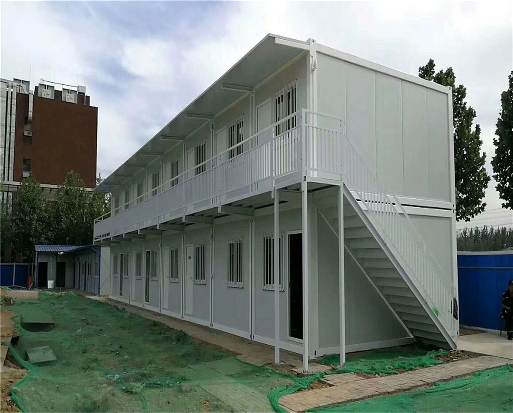 韶关住人集装箱定制集装箱式活动板房活动房租售