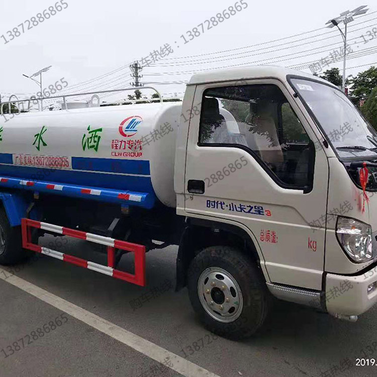 东风洒水车 绿化道路喷洒车 多利卡8方洒水车 包运输