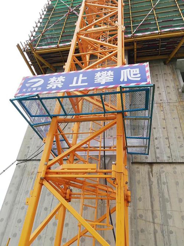 塔吊防攀爬护栏图片 塔吊防攀爬防护尺寸 汉坤实业
