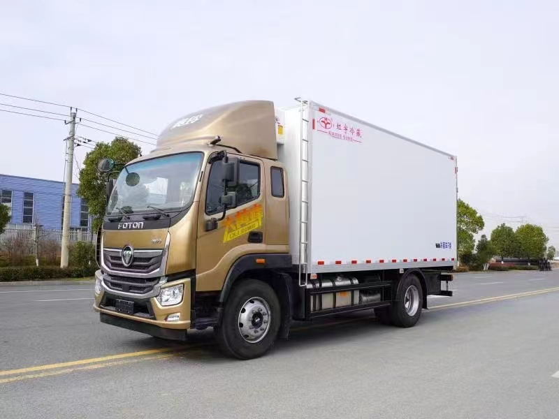 东风天锦kr高顶双卧冷藏车 价格可咨询