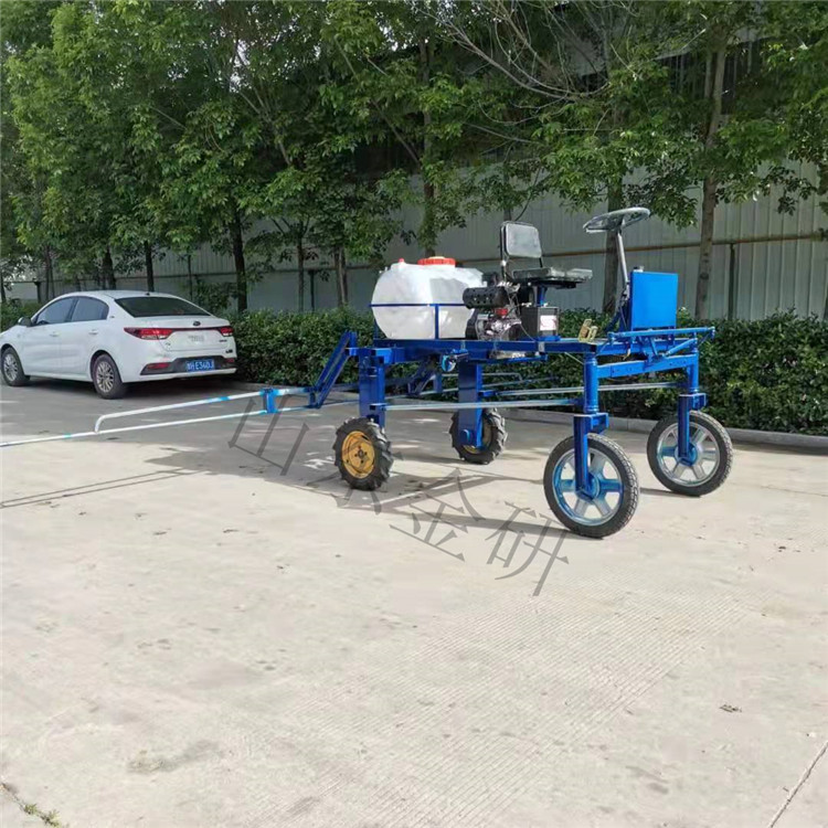 四轮喷杆升降宽幅打药机图片 汽油折叠杆打药机 玉米地自走高杆打药机