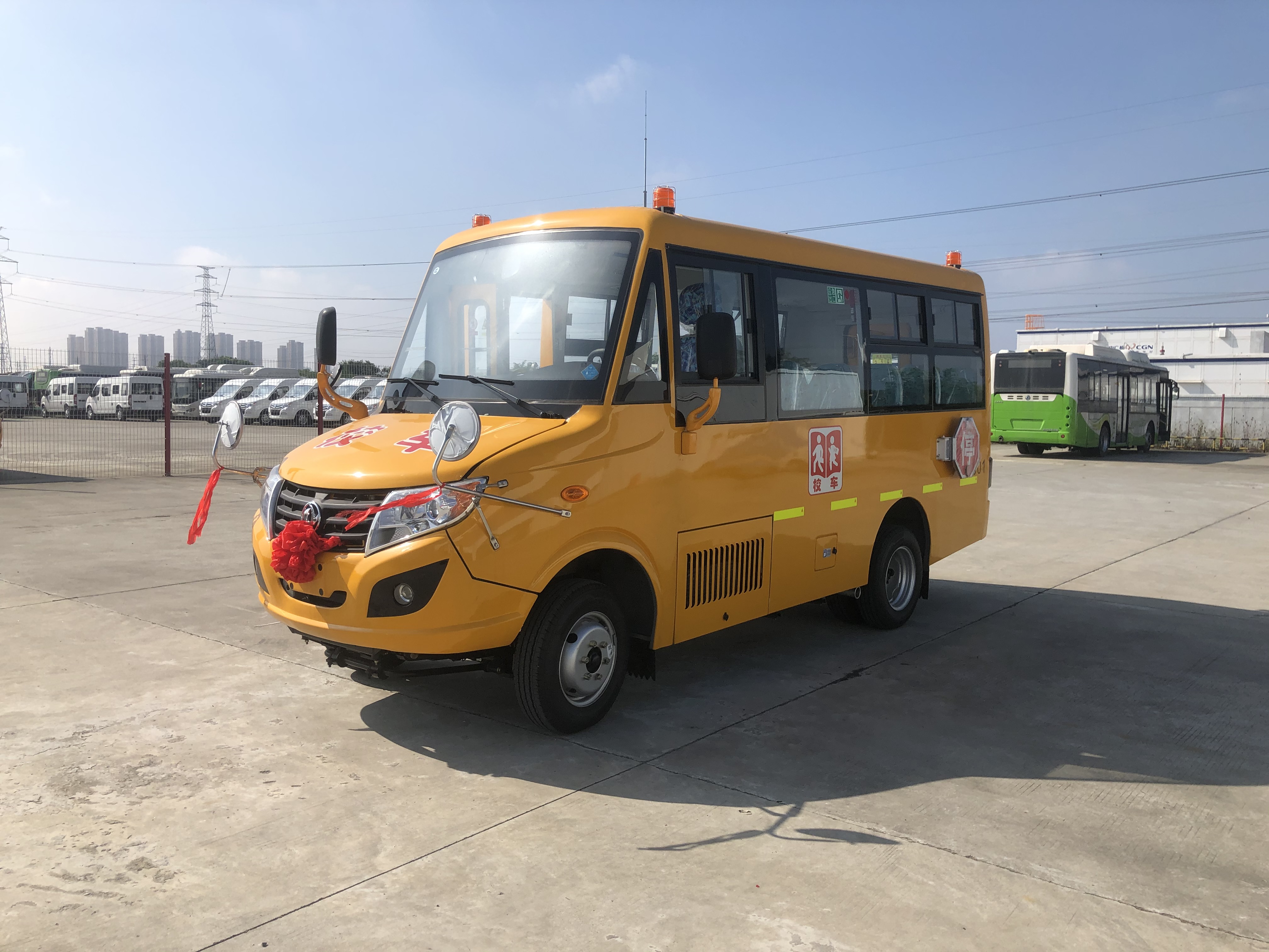 黔南19座幼儿校车 东风19座校车 新款幼儿校车