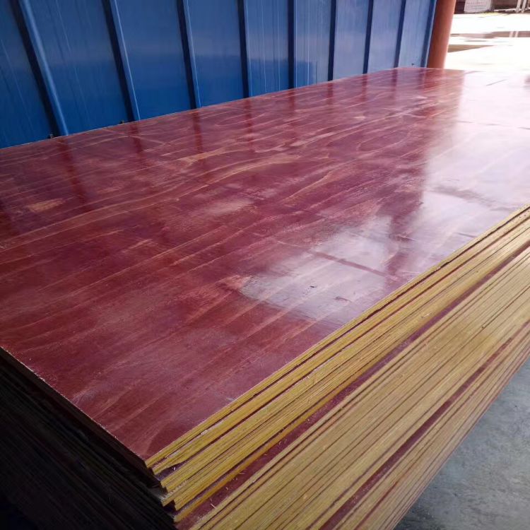 广西贵港建筑模板批发 桉木模板 常用建筑模板多层胶合板 耐水性
