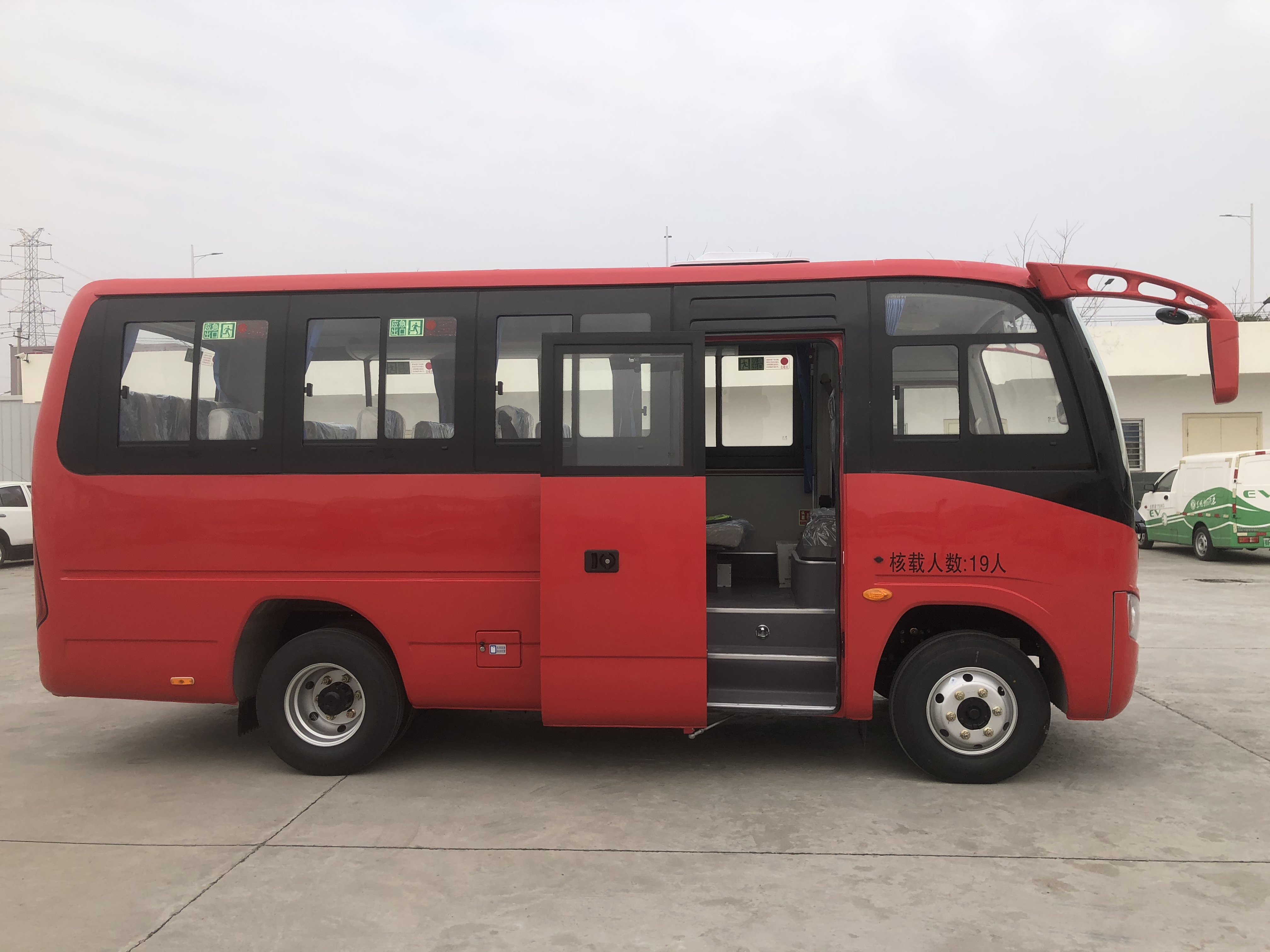 河南新款19座客车价格 东风19座公路车 国六19座客车