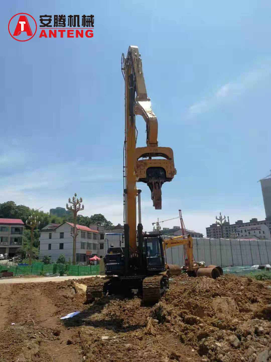 无锡 钢板桩施工机械打桩机 振动打桩机型号 履带式光伏打桩机 无锡安