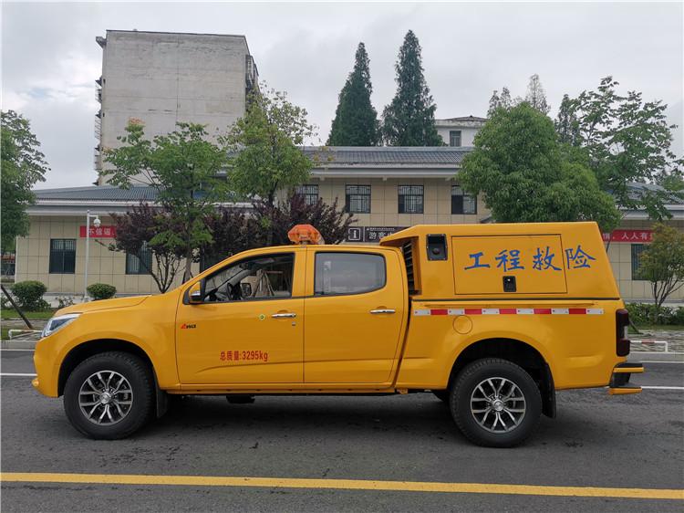 甘肃压缩式垃圾车_东风压缩式垃圾车图片_挂桶式垃圾收集车二手