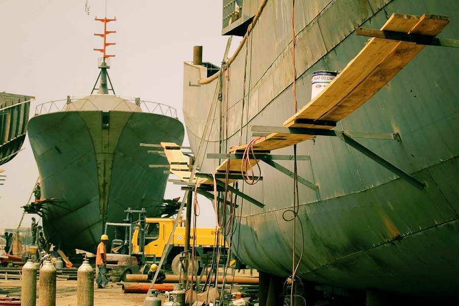 宁波市倒闭造船厂设备回收