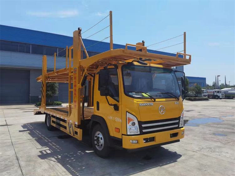 吉林省通化市大运三位板轿运车