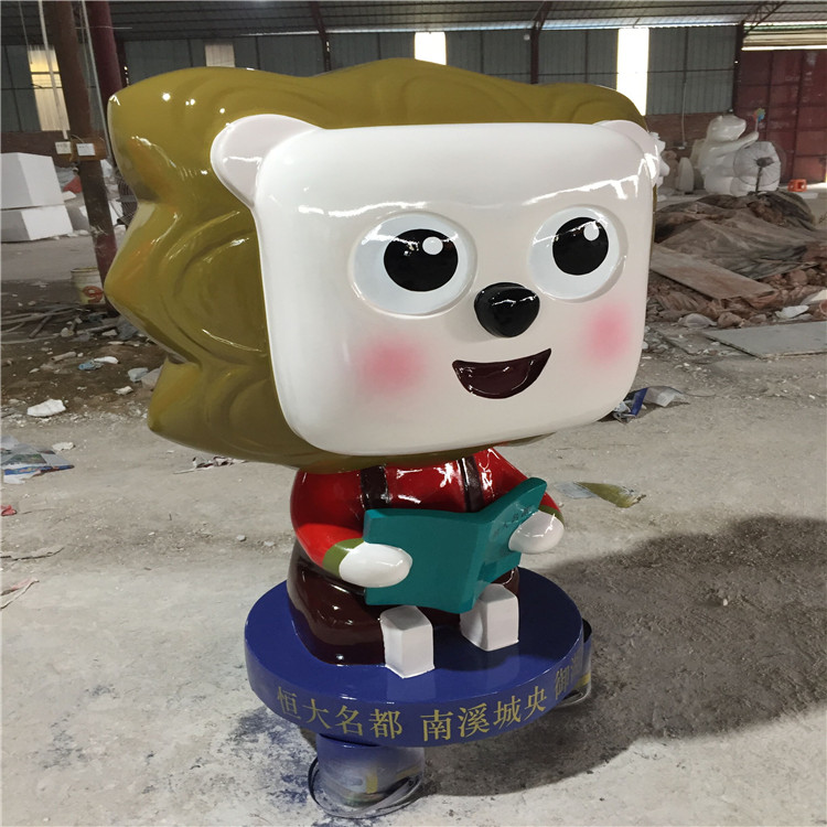 广东玻璃钢卡通雕塑工厂定制吉祥物卡通雕塑恒大花园景观雕塑