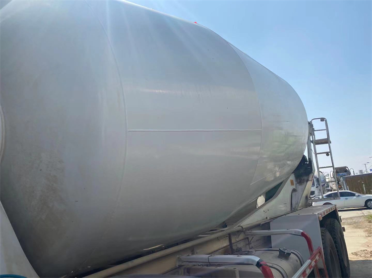 路易达出售二手水泥搅拌车大20方商混凝土罐车17年国五混凝土罐车