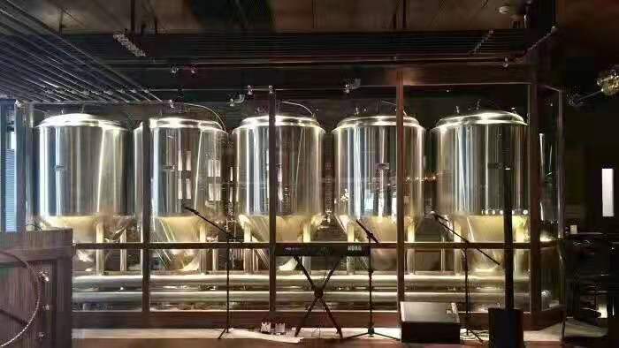 设计,制作,安装,培训的啤酒设备生产企业,从事原浆啤酒设备,精酿啤酒