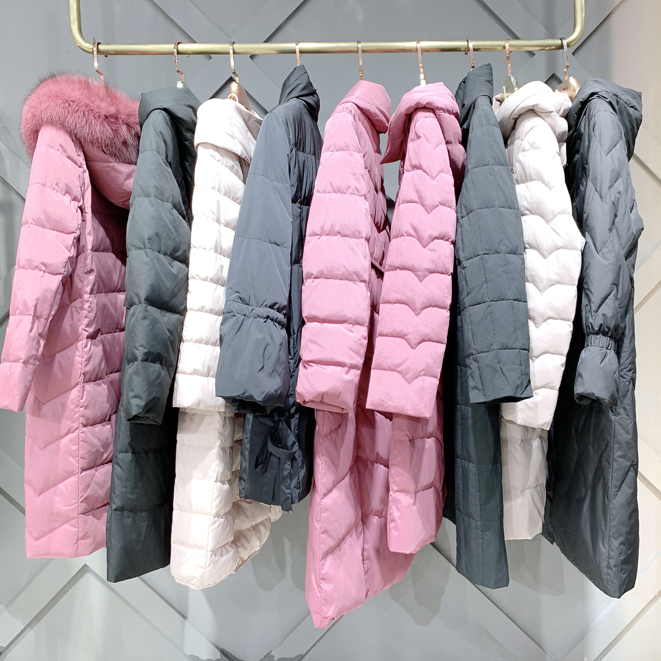 品牌折扣女装海蔓娇娜羽绒服冬西子风情女装百丽连衣裙视频看货