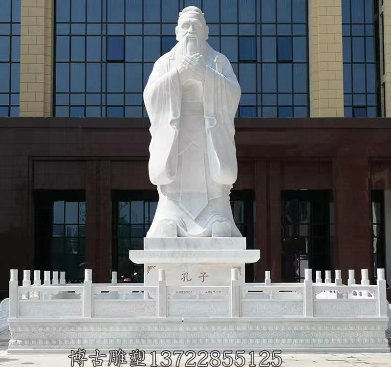 石雕人物是以古今中外的各种人物为造型的雕塑艺术,指用各种可塑材料