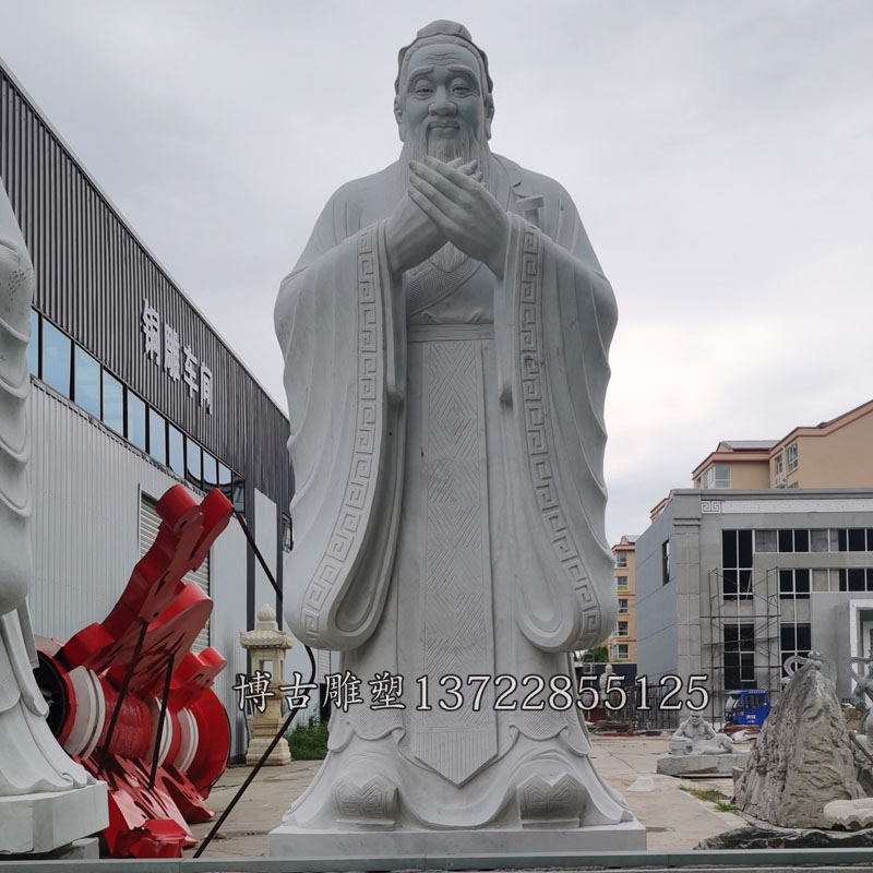 汉白玉石雕孔子营造不凡的艺术感