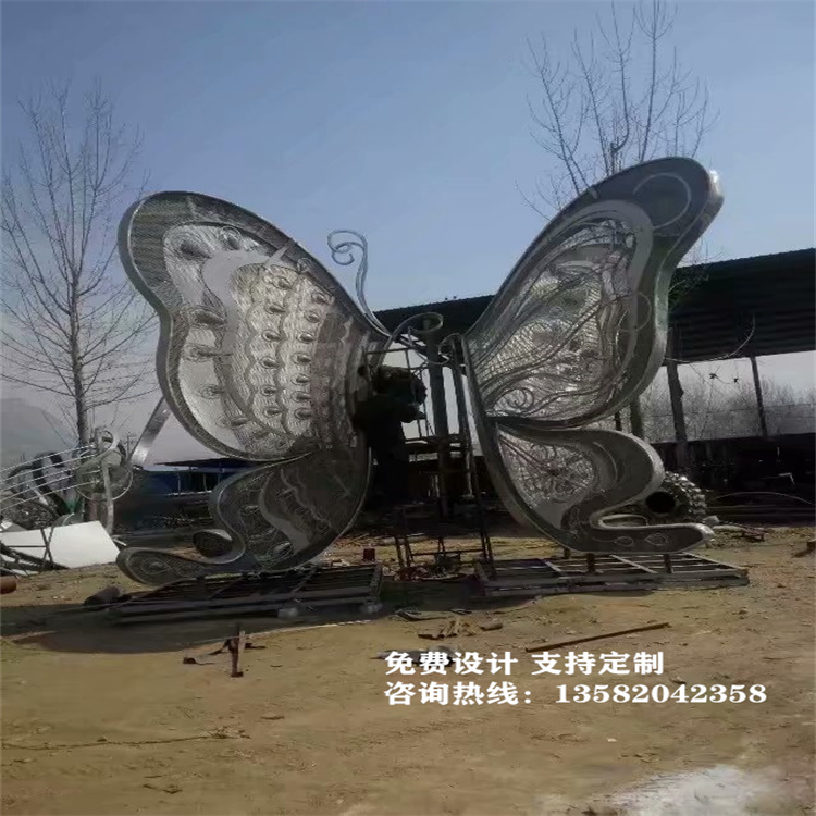 草坪蝴蝶雕塑金属蝴蝶雕塑厂家蝴蝶雕塑案例图