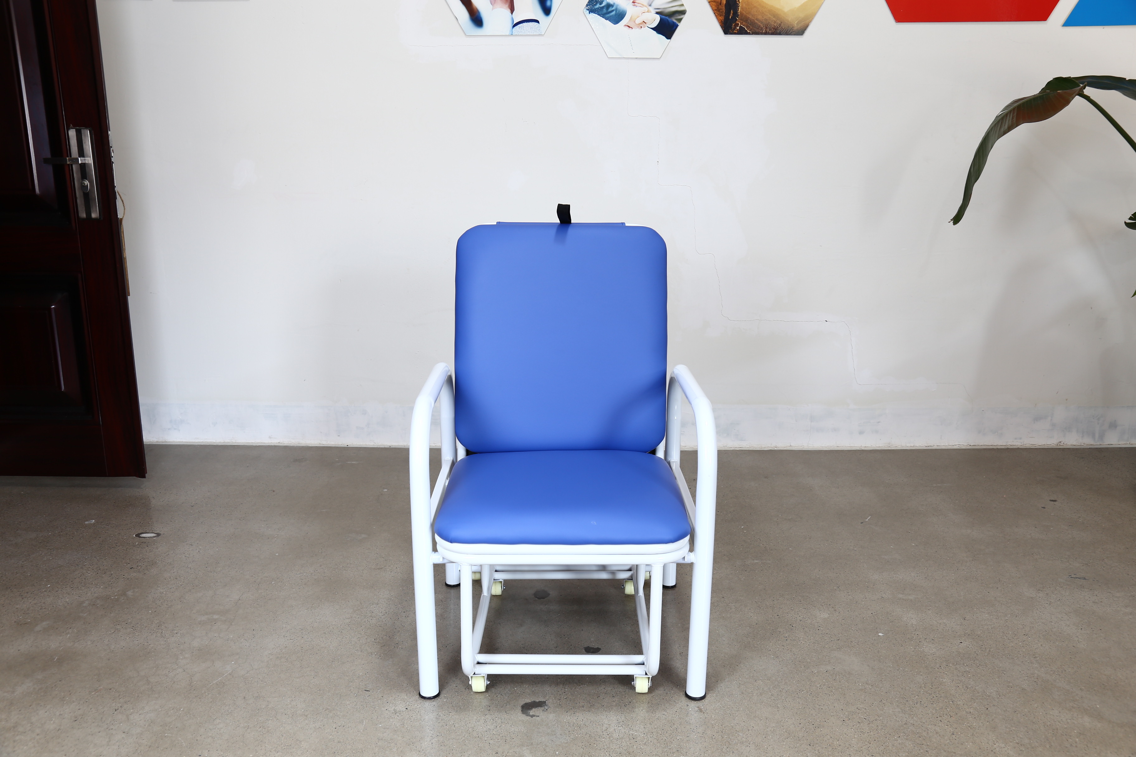 img3518医用多功能陪护椅宜床宜椅可折叠