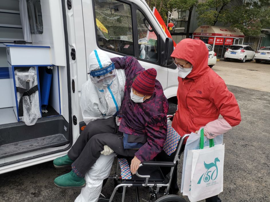 日照救护车接送病人跨省病人护送设备齐全