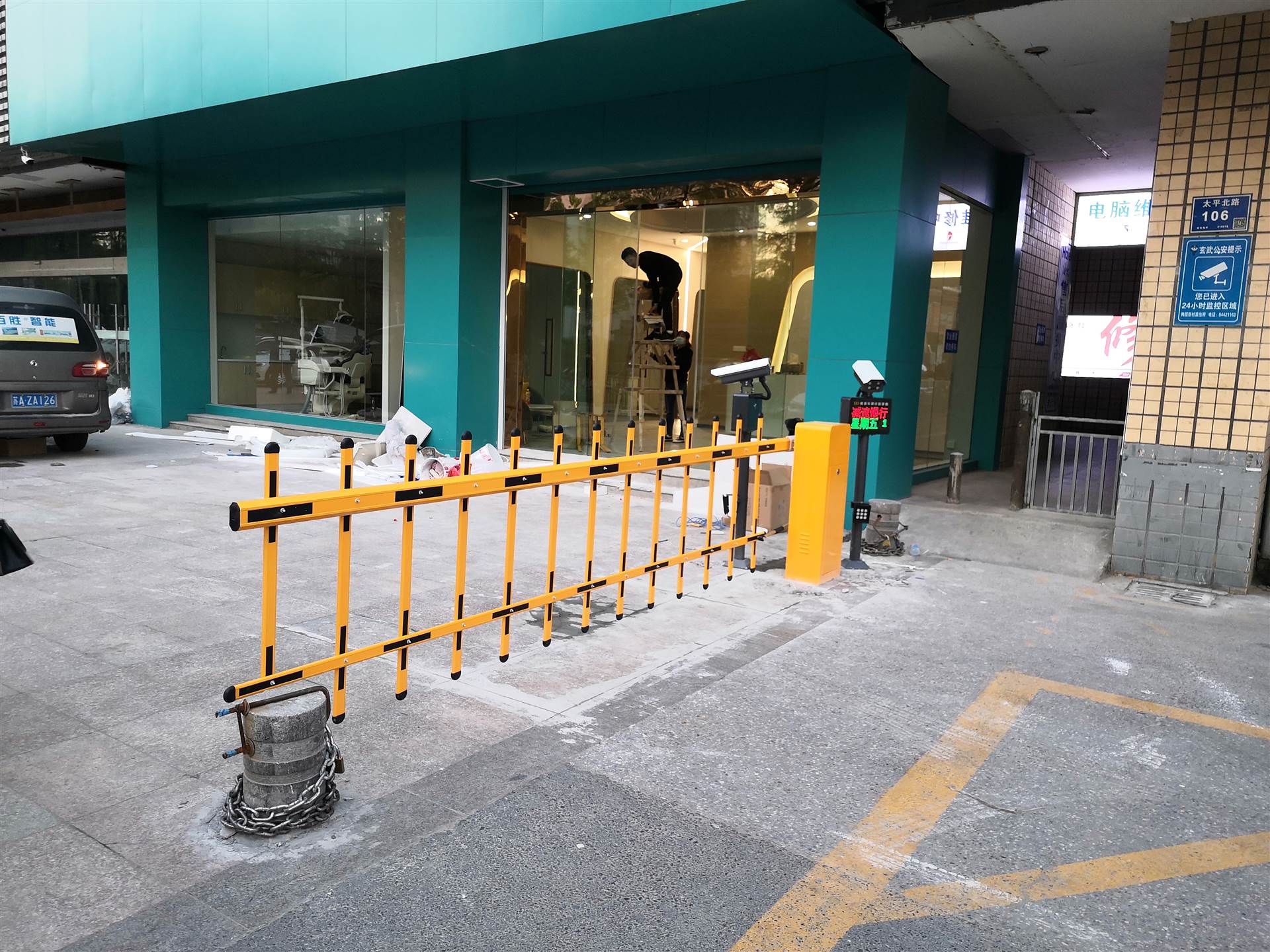 百胜9406道闸栅栏道闸曲臂道闸直杆道闸快速道闸全国联保