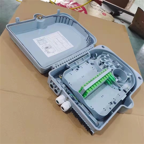外贸单口透明光纤桌面盒