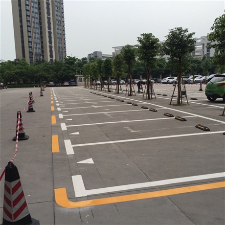 天津宝坻区道路划线 道路交通热熔马路标线公司