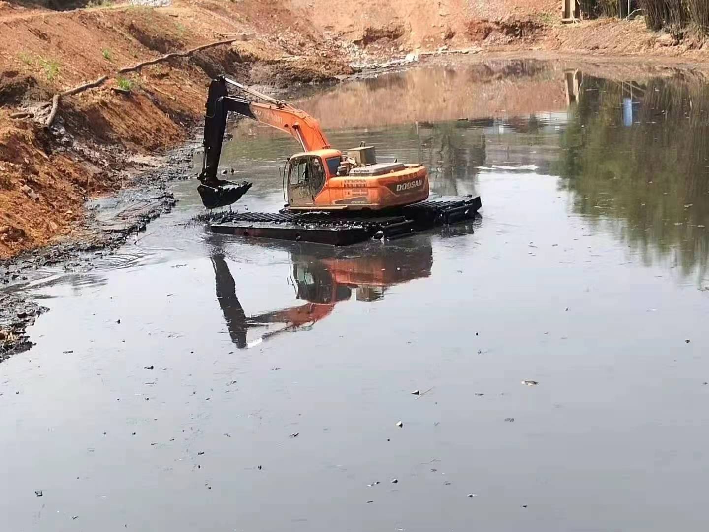 云浮河道清淤船挖机打桩租赁价钱