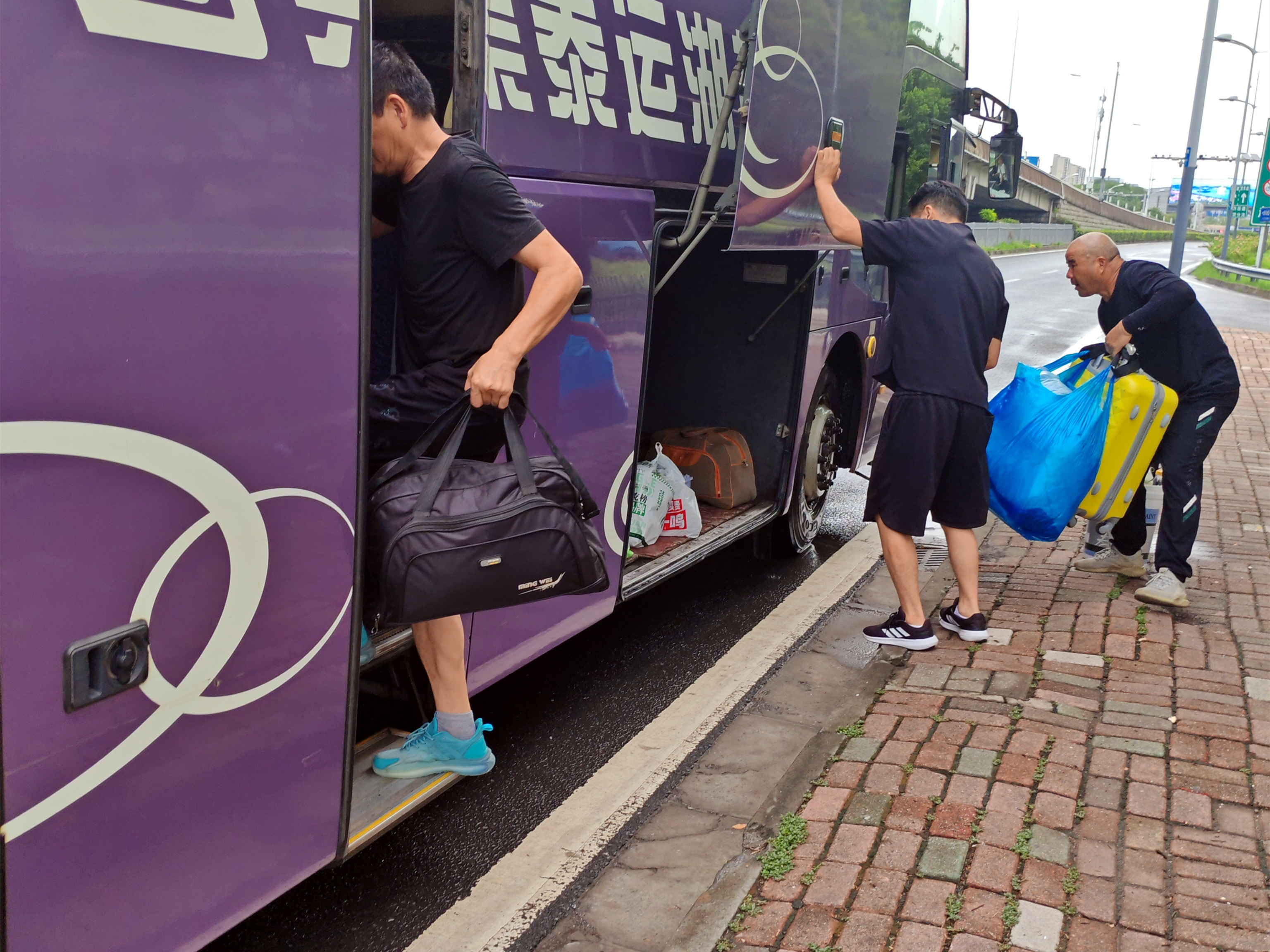 今日推荐:福鼎到湛江长途汽车时刻表查询/客车