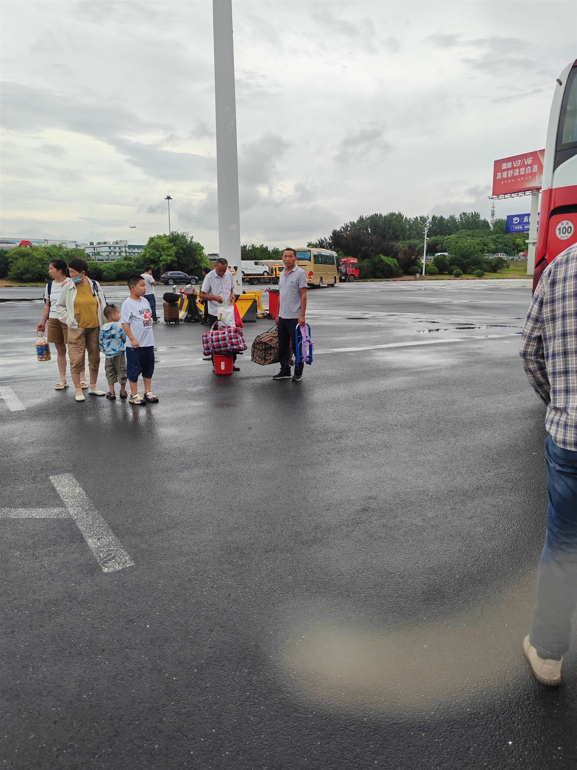 纳雍到常熟客车新增路线/客车