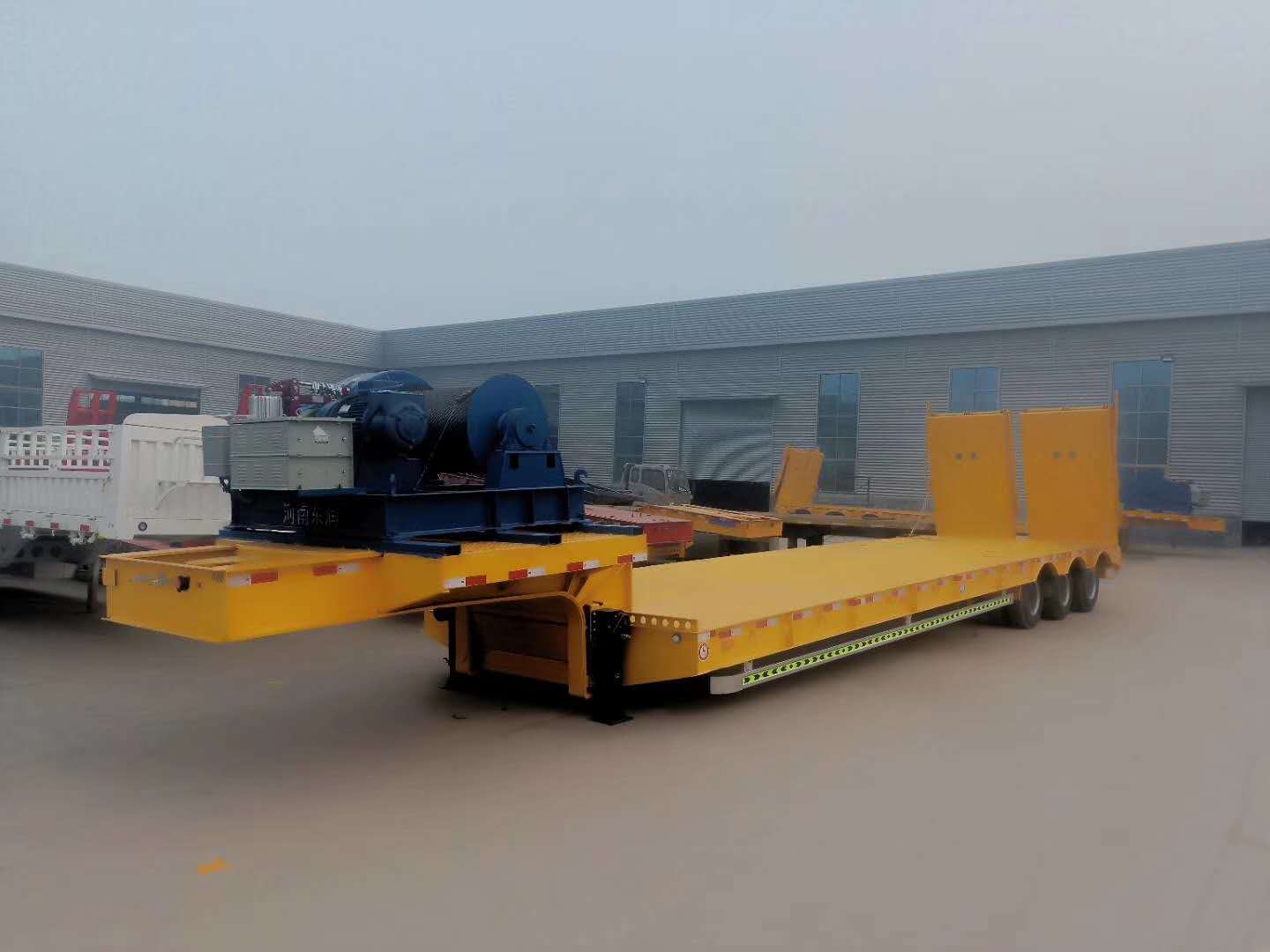 全新钩机板运输车  大件运输低平板