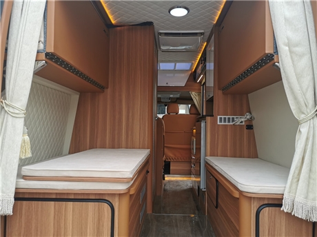 大通C型房車內(nèi)部圖片