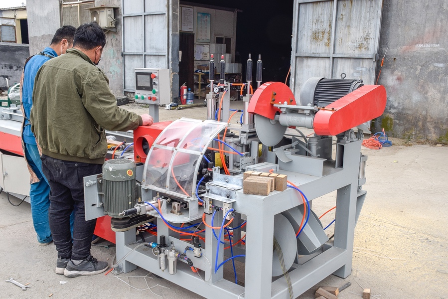 托盘脚墩切块机 全自动脚墩机 模板木方脚墩机 工厂直销