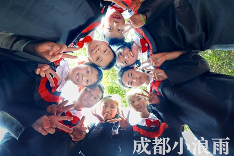 成都毕业照拍摄，毕业合影，毕业相册，微电影MV制作