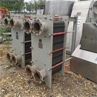 供应二手板式换热器 二手工业板式换热器 50平方板式换热器价格