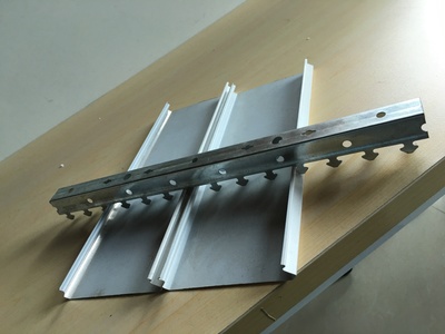 产品介绍:   s型防风条扣板防风条形扣板天花吊顶系统由装饰