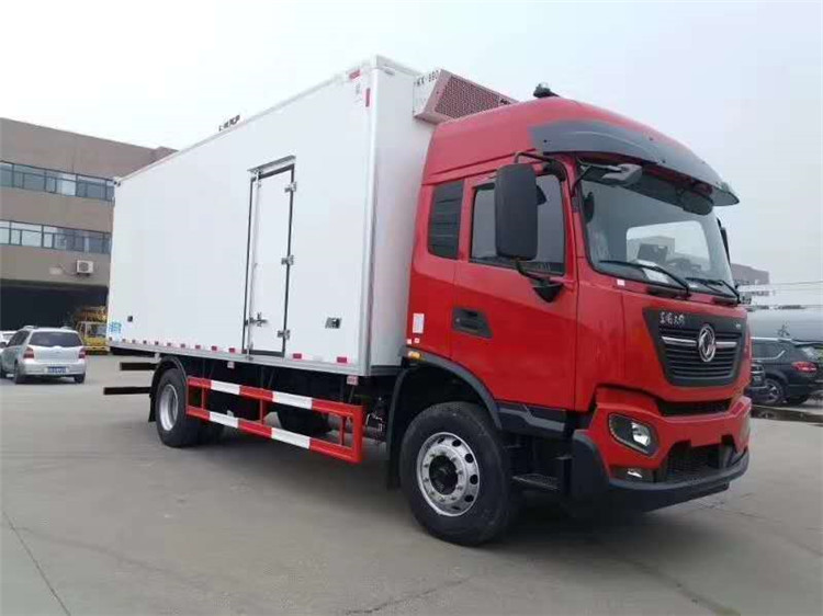 卡车：公路运输的中坚力量