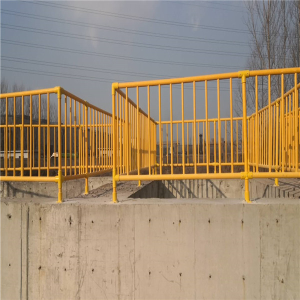 玻璃钢护栏栏杆厂家 玻璃钢型材护栏 玻璃钢栏杆价格