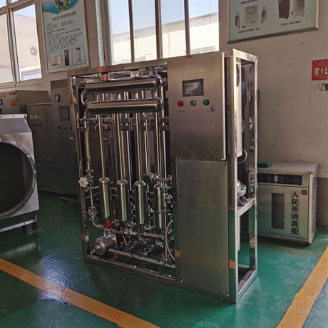 50L多效蒸馏水机厂家 化妆品用列管多效蒸馏水机 蒸馏水机