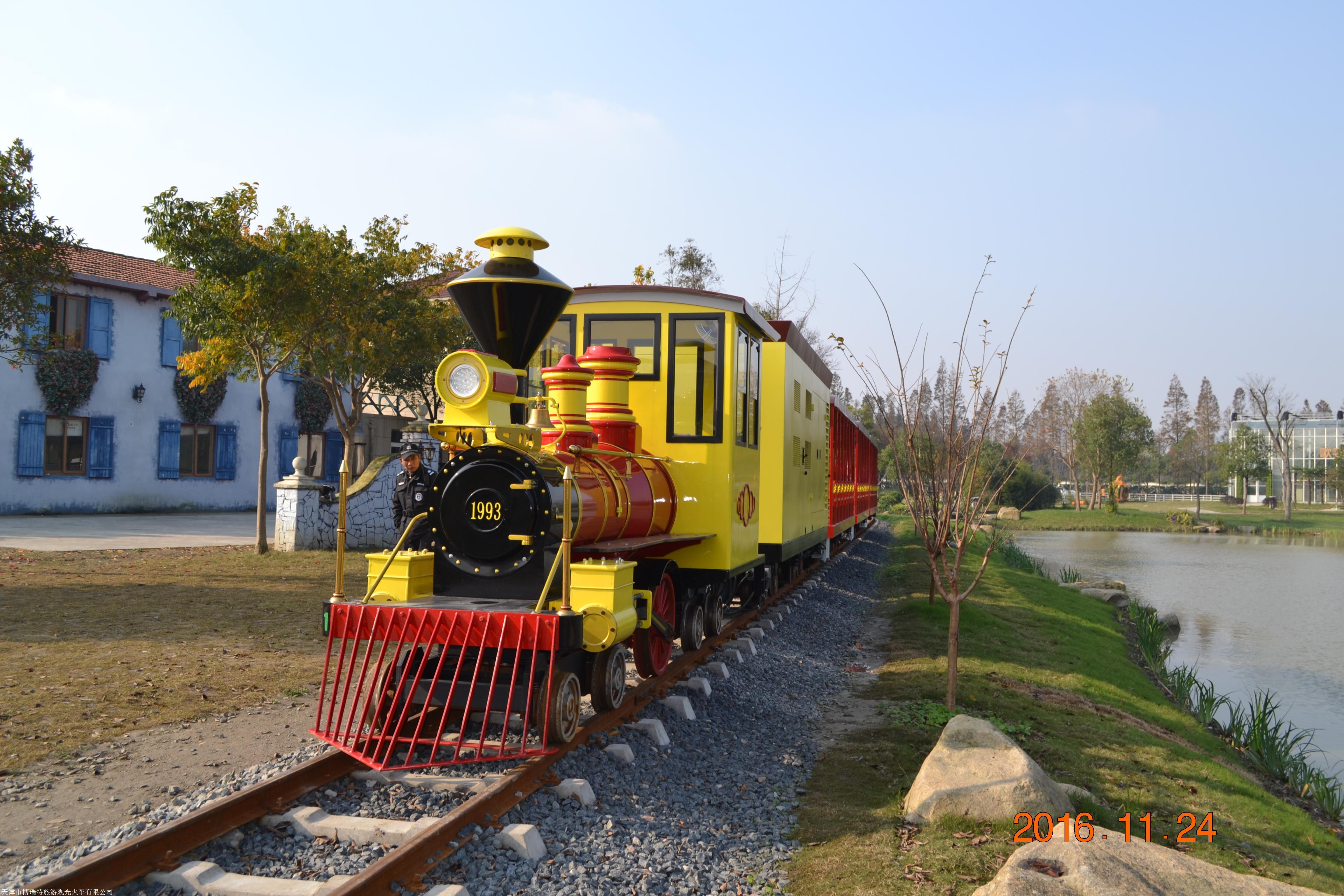 跨坐式小火车  齿轨小火车   豪华旅游火车