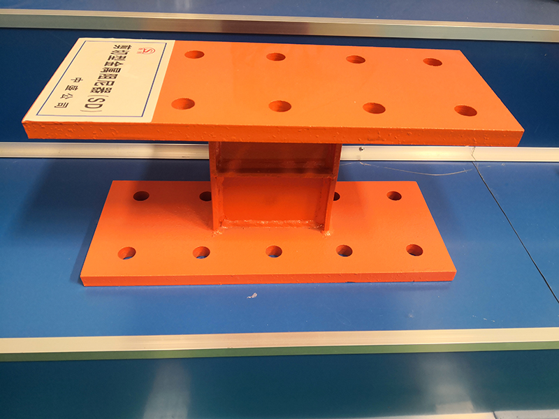 盆式橡胶支座阻尼减震器桥梁伸缩缝网架支座铸钢产品隔震支座联系方式