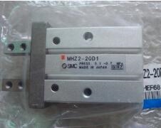 日本SMC薄型气缸，CDQ2A50-30DZ-M9BS